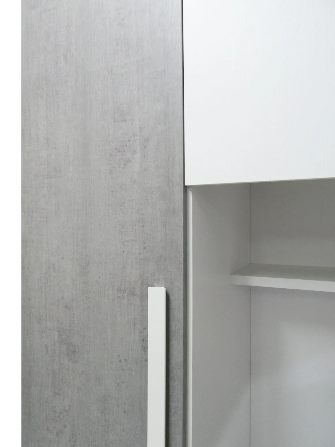 Armadio a Ponte Economico: Modello Mila Colore Bianco e Cemento