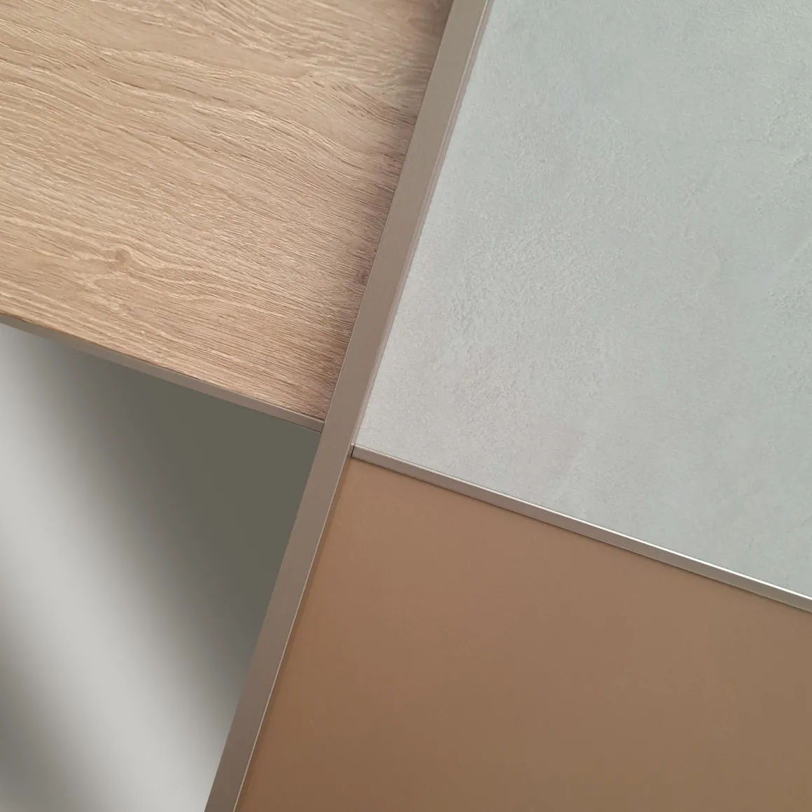 ARMADIO CUBE 277X62/66 H. 246 ROVERE NODATO E CALCE/LACCATO RAME PERLATO OPACO/FUME