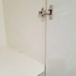 Armadio in rovere sei ante battenti: modello Uno