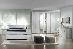 Camera da letto classica: camera da letto bianco frassinato con glitter e swarovski