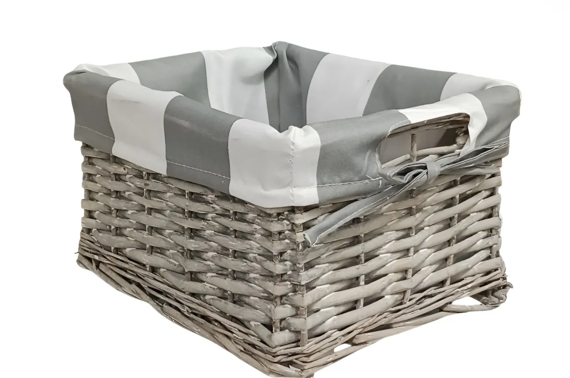 CASSETTIERA MULTIUSO IN LEGNO MASSELLO CM 30X30 H.58 BIANCO: vendita online CASSETTIERA MULTIUSO IN LEGNO MASSELLO CM 30X30 H.58 BIANCO in offerta