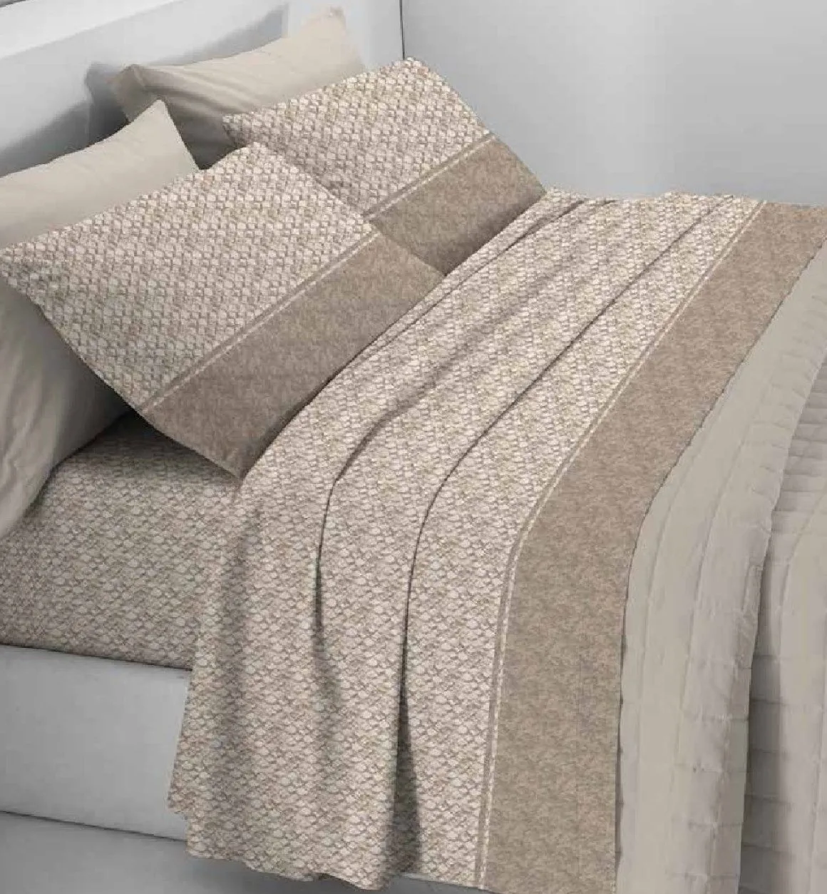 COMPLETO LETTO UNA PIAZZA E MEZZA IN FLANELLA NUVOLA EXPRESS ASS.: vendita online COMPLETO LETTO UNA PIAZZA E MEZZA IN FLANELLA NUVOLA EXPRESS ASS. in offerta