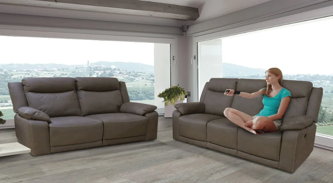 COPPIA DIVANI CON SEDUTE RELAX