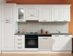 Cucina classica bianca in diverse composizioni al prezzo più basso