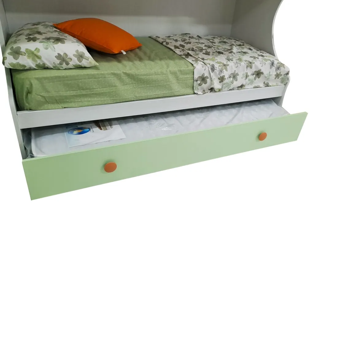 LETTO A CASTELLO MOD. FLY FRASSINO NUVOLA, SEDANO E ALBICOCCA