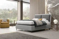 LETTO MATRIMONIALE CON CONTENITORE IN TESSUTO GRIGIO CON CUSCINI