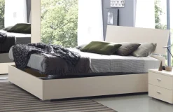 Letto matrimoniale EGOS in spatolato con contenitore