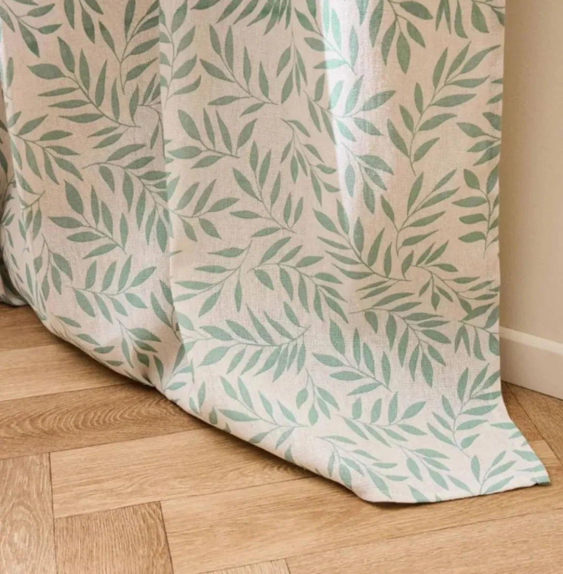 LINEA NAYA - TENDA CON OCCHIELLI IN POLICOTONE CM 140X280 VERDE SALVIA: vendita online LINEA NAYA - TENDA CON OCCHIELLI IN POLICOTONE CM 140X280 VERDE SALVIA in offerta