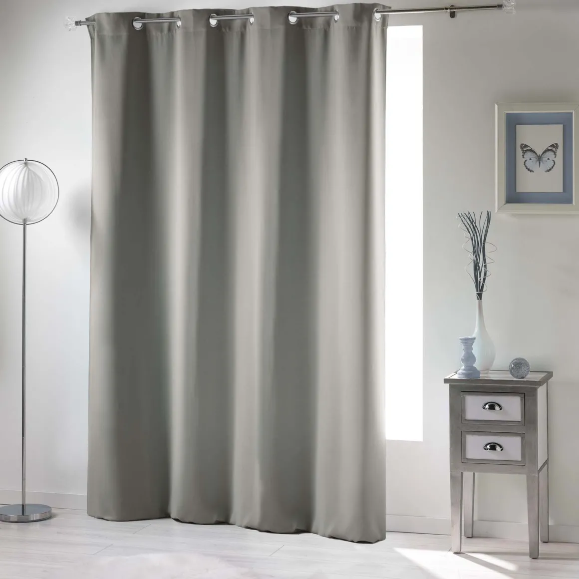 LINEA OCCULT - TENDA COPRENTE CON OCCHIELLI IN POLIESTERE UNITO 135X280CM PERLA: vendita online LINEA OCCULT - TENDA COPRENTE CON OCCHIELLI IN POLIESTERE UNITO 135X280CM PERLA in offerta