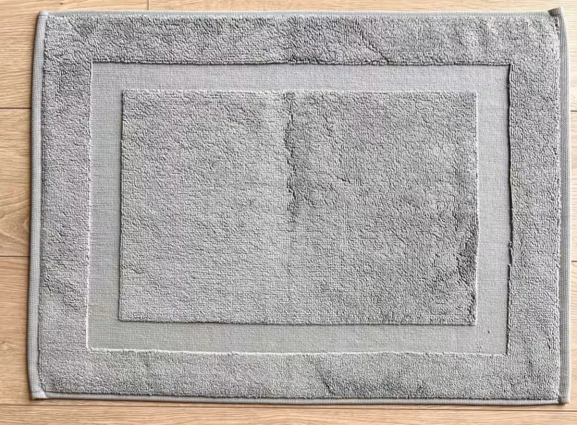 LINEA SOLID - TAPPETO BAGNO 50X70 CM GRIGIO : vendita online LINEA SOLID - TAPPETO BAGNO 50X70 CM GRIGIO in offerta