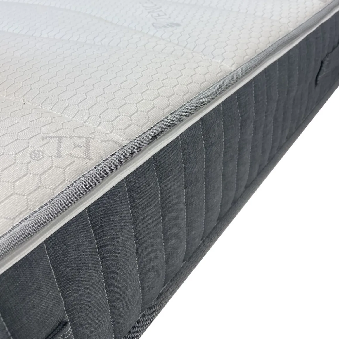 MATERASSO MEMORY POKER 1 PIAZZA E 1/2 120X190 CM IN MEMORY FOAM ED ELIOCELL
