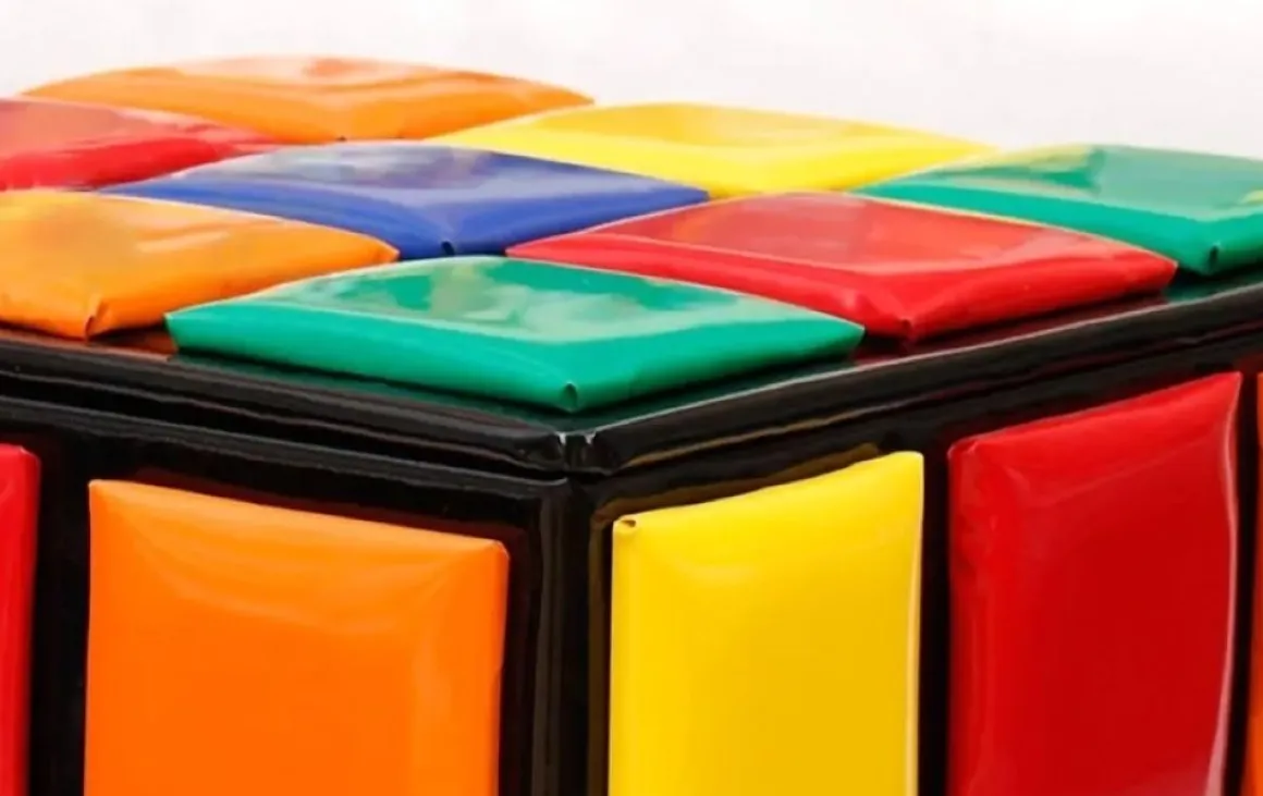 POUF CONTENITORE CUBO MAGICO CM 43X43 H 43CM IN ECOPELLE MULTICOLORE: vendita online POUF CONTENITORE CUBO MAGICO CM 43X43 H 43CM IN ECOPELLE MULTICOLORE in offerta