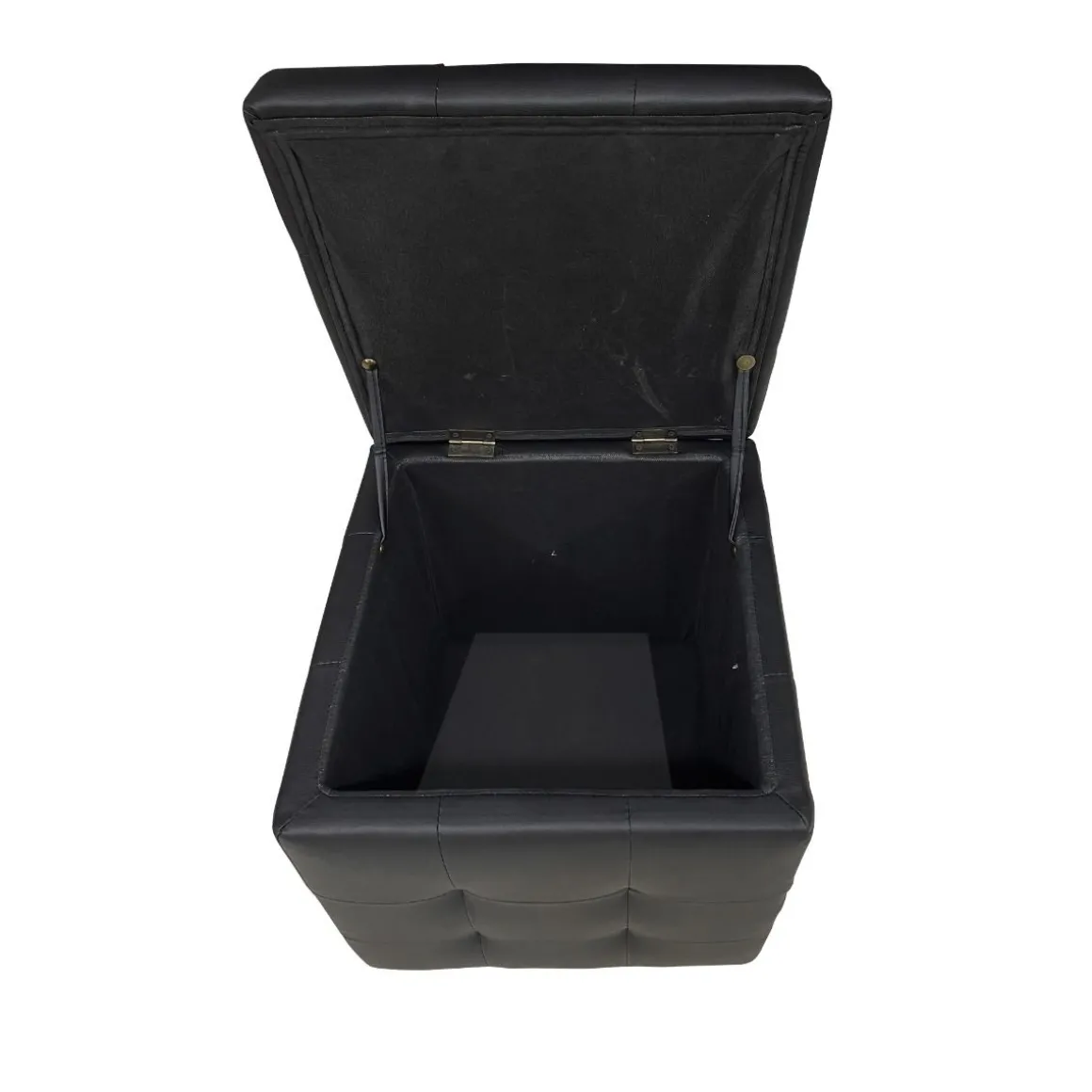 POUFF CONTENITORE CM 44X44 H. 45 IN ECOPELLE NERA: vendita online POUFF CONTENITORE CM 44X44 H. 45 IN ECOPELLE NERA in offerta
