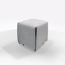 POUF IMBOTTITO CM 42X42 H.45 IN TESSUTO GRIGIO CHIARO : vendita online POUF IMBOTTITO CM 42X42 H.45 IN TESSUTO GRIGIO CHIARO in offerta