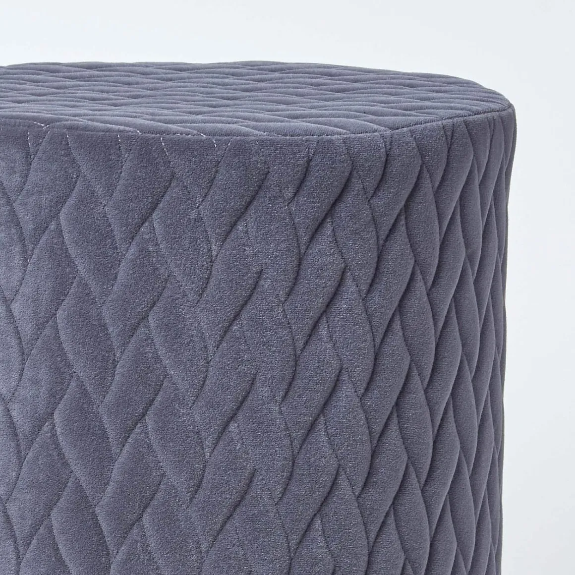 POUF ROTONDO DIAM. CM 42 H. 39 IN VELLUTO GRIGIO : vendita online POUF ROTONDO DIAM. CM 42 H. 39 IN VELLUTO GRIGIO in offerta