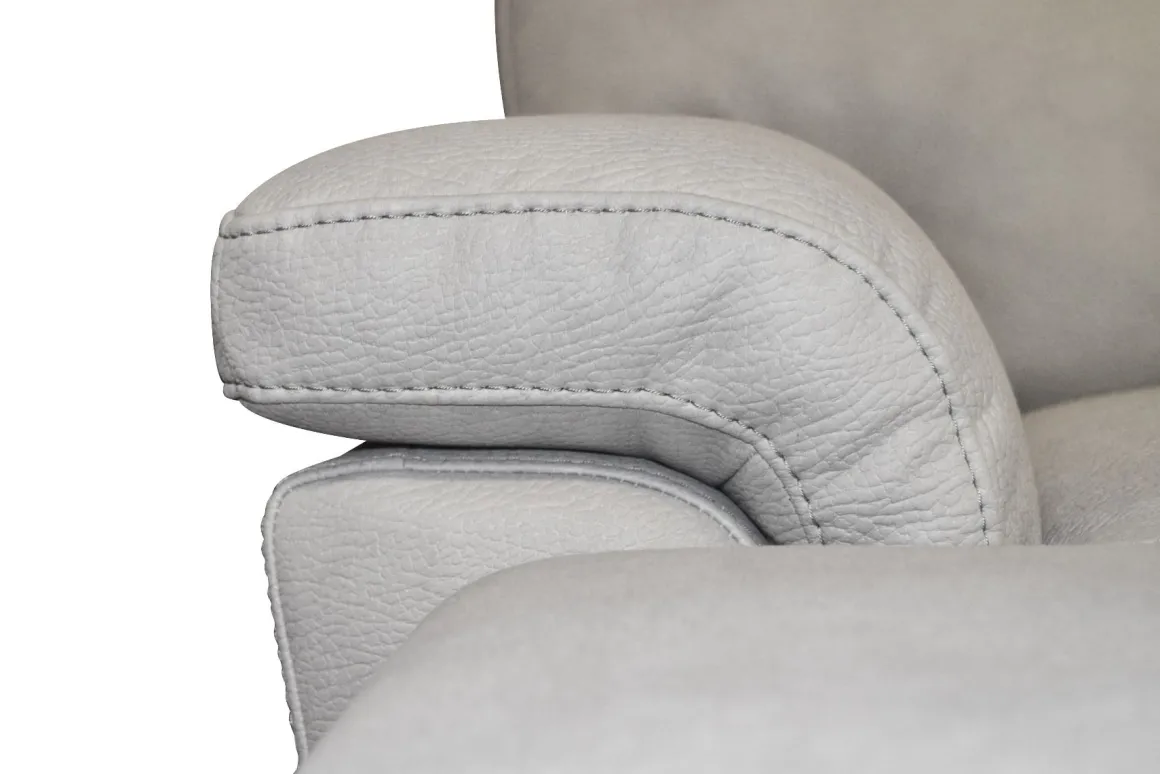 SALOTTO FLAVIA CON PENISOLA SX IN TESSUTO GRIGIO CHIARO: vendita online SALOTTO FLAVIA CON PENISOLA SX IN TESSUTO GRIGIO CHIARO in offerta
