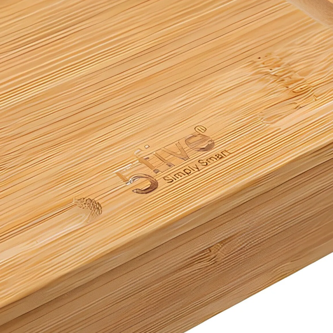 TAGLIERE IN LEGNO DI BAMBU' 37X37CM
