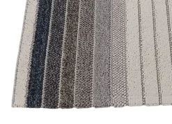 TAPPETO MOD. UTOPIA CM 160X230 BIANCO CON RIGHE MULTICOLORE: vendita online TAPPETO MOD. UTOPIA CM 160X230 BIANCO CON RIGHE MULTICOLORE in offerta