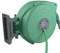Vendita online di AVVOLGICANNA AUTOMATICO 20MT CON CANNA VERDE