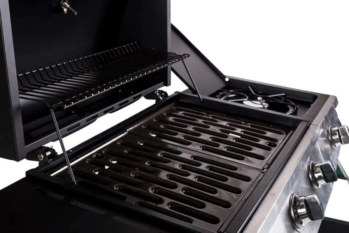 Vendita online di BARBECUE A GAS STYLE 3 CON 3 FUOCHI