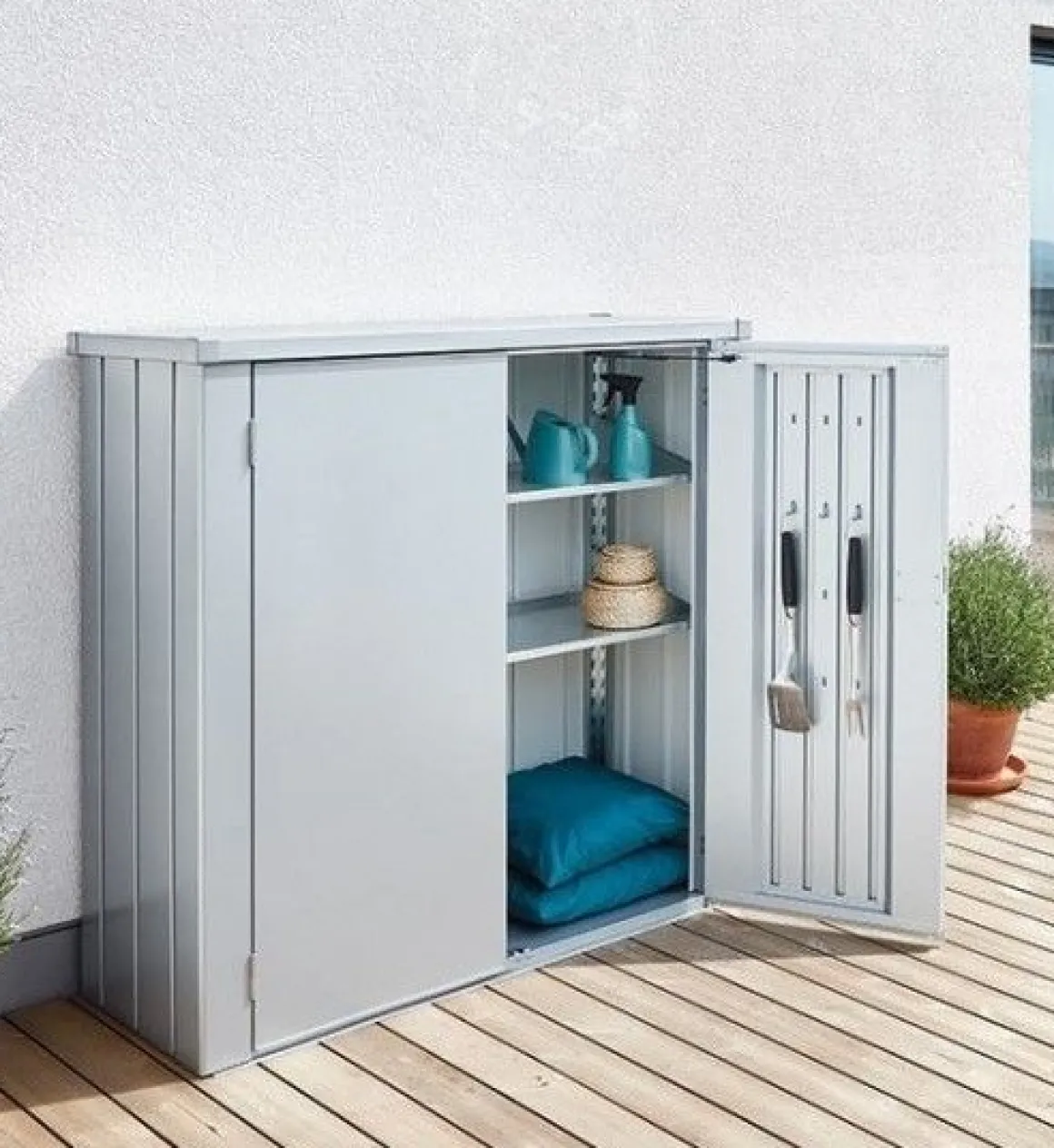 Vendita online di BIOHORT - ARMADIO ROMEO CM 132X57 H.140 GRIGIO