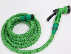 Vendita online di CANNA ESPANDIBILE 30MT IN LATEX VERDE