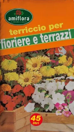Vendita online di CONFEZIONE TERRICCIO PER FIORIERE E TERRAZZI 45LT
