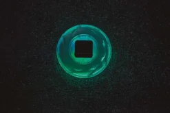 Vendita online di LAMPADA SOLARE GALLEGGIANTE D 18CM LED CON ALTERNANZA COLORI