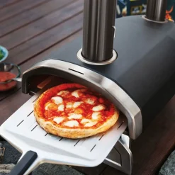 Vendita online di OONI - FORNO PORTATILE A PELLET FYRA
