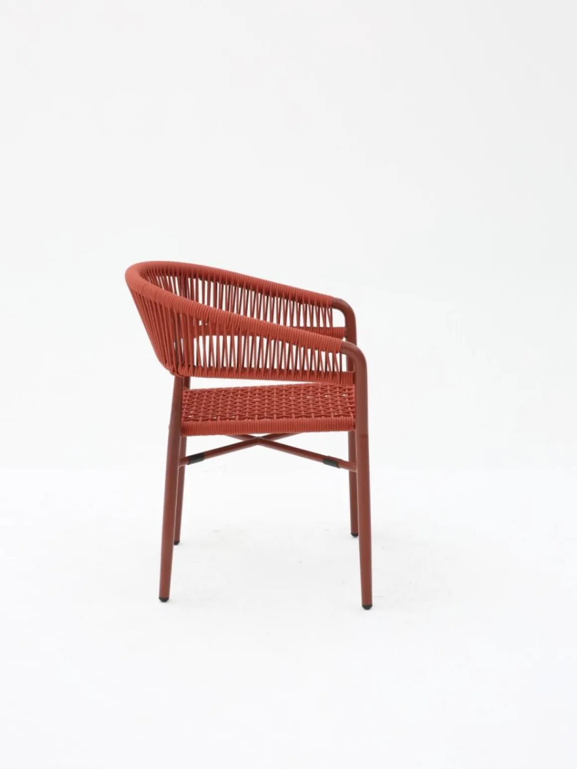 Vendita online di POLTRONCINA IN ALLUMINIO E CORDA TERRACOTTA