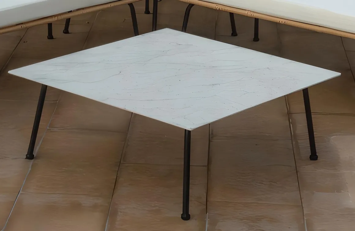 Vendita online di SALOTTO DA GIARDINO MOD. JEPARA ACCIAIO E POLYRATTAN NATURALE