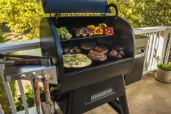 Vendita online di TRAEGER - BARBECUE A PELLET IRONWOOD 650