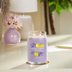 YANKEE CANDLE - GIARA GRANDE 2 STOPPINI LEMON LAVENDER: vendita online YANKEE CANDLE - GIARA GRANDE 2 STOPPINI LEMON LAVENDER in offerta