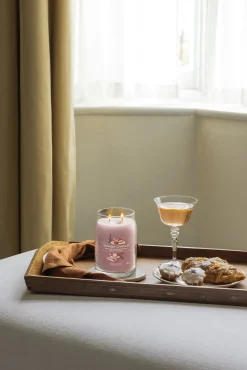 YANKEE CANDLE - GIARA GRANDE 2 STOPPINI PARISIAN HOLIDAY BRUNCH: vendita online YANKEE CANDLE - GIARA GRANDE 2 STOPPINI PARISIAN HOLIDAY BRUNCH in offerta